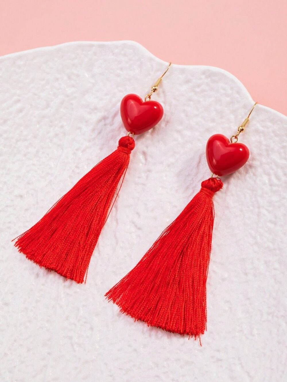 NWT Classic Red Heart Tassel Earrings